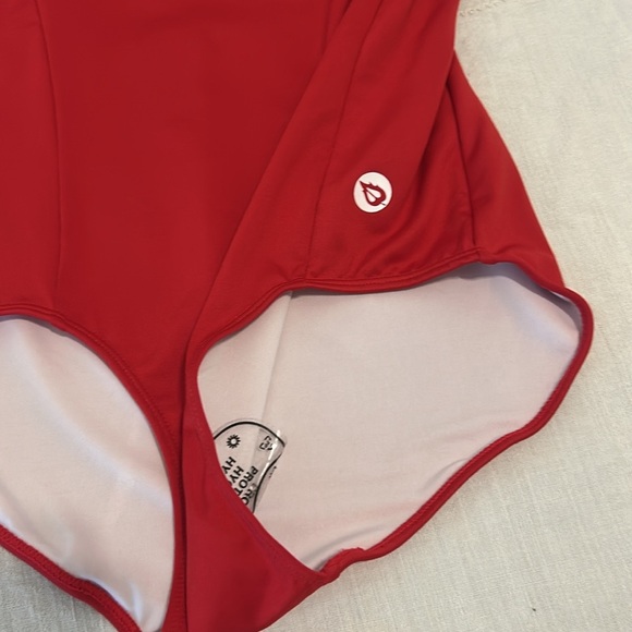 Baleaf Red Athletic Racerback UPF 50 One Piece Swimsuit Women Size 38 NWT - Picture 13 of 16